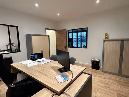 bureau à louer coworking murs-erigné