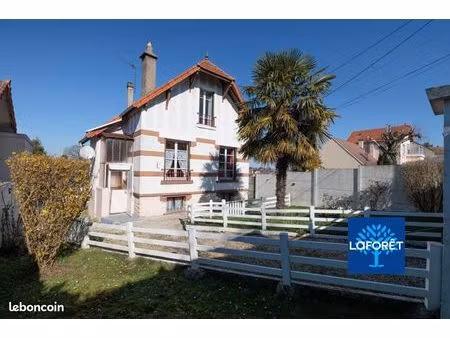 maison 4 pièces 93 m²