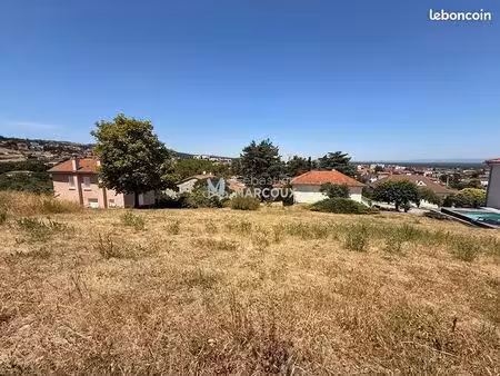 terrain 600 m² montbrison