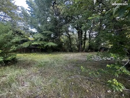 terrain 1817 m² sadirac
