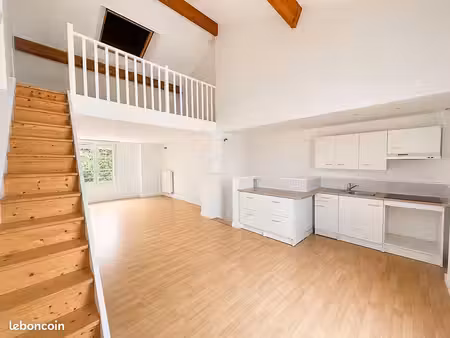triplex 4 pièces 84 m²