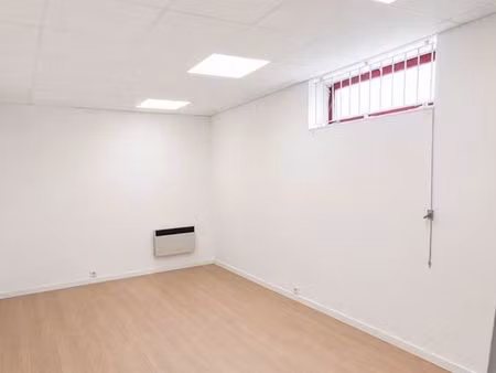 bureau professionnel de 66 m² – centre d’affaires – accès pmr