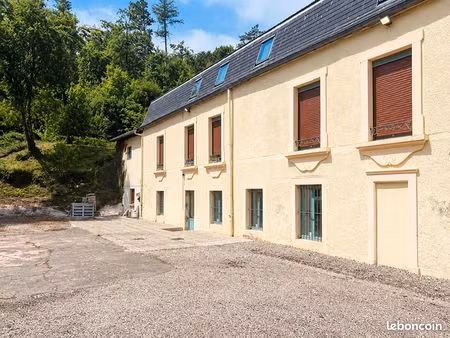 local 137 m² chaumont