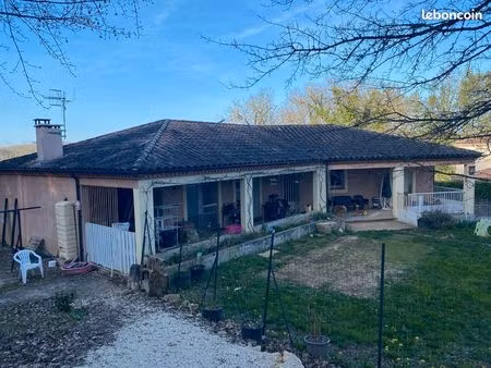 vends maison familiale