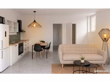 appartement t2 meublé avec terrasse et jardin refait à neuf fougères proche centre