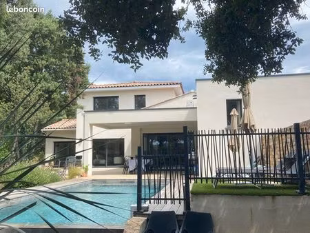 villa moderne avec piscine à débordement + t2 locatif – 35 min montpellier