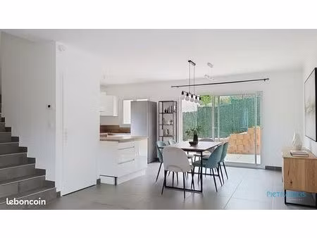 villa 4 pièces 84 m²