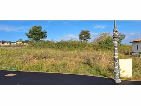 vente terrain 700 m² à tournefeuille (31170)  205 000 €