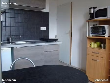 appartement a louer job