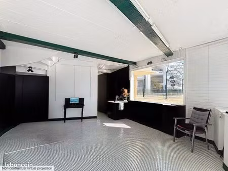 local commercial avec appartement vue mer