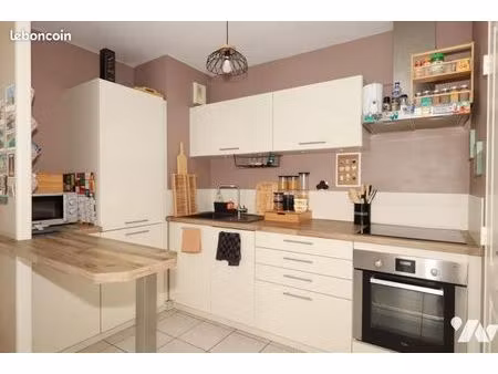 appartement 3 pièces 55 m²