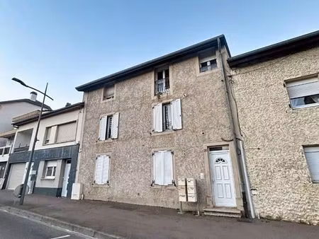 immeuble 11 pièces 235 m²