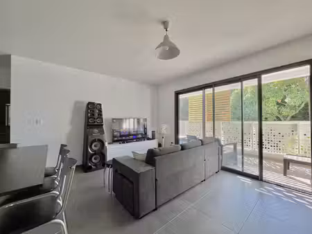 a vendre t2 centre-ville l'étang-salé les hauts