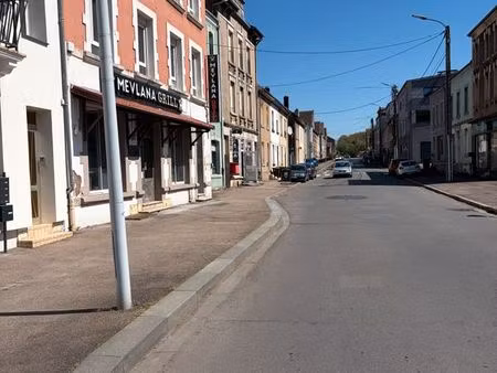 local commercial 150 m2  à longlaville