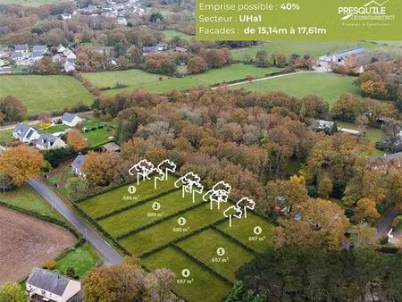 terrain 697 m² besne