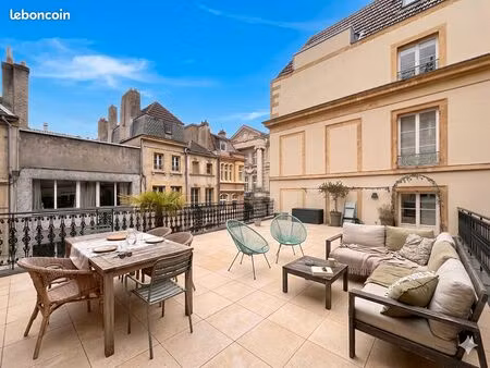 appartement 4 pièces 140 m²