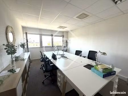 bureaux 45 m² castelnau le lez