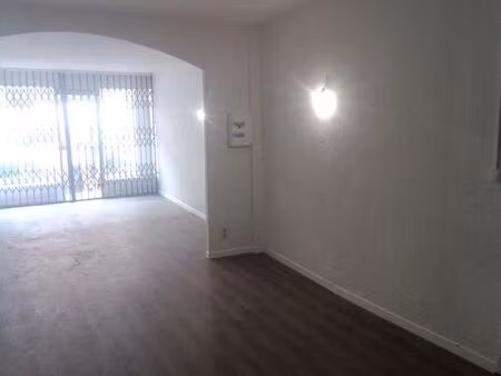 local commercial ou bureaux ou boutiques