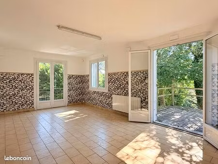pavillon 10 pièces 176 m²