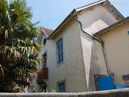 maison de village
