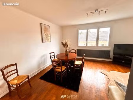 appartement 4 pièces 90 m²