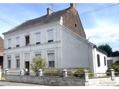 maison 8 pièces 200 m²