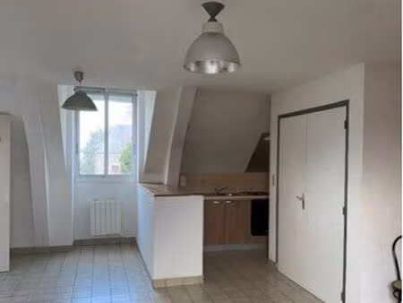 studio vacant