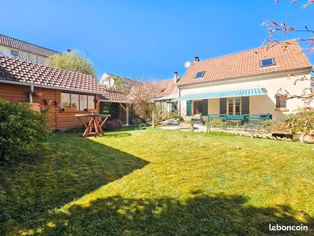maison 4 pièces 122 m²