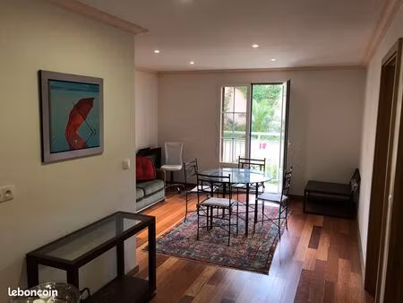 appartement 3 pièces 80 m²