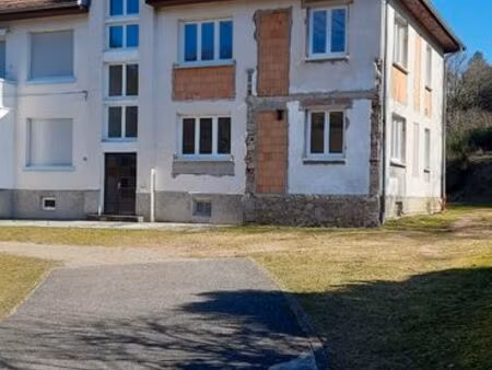apparemment 67 m2