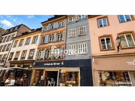 exclusivite foncia - tres beau deux pieces au coeur de la petite france