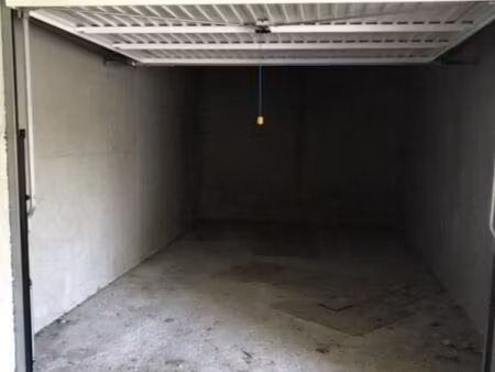 garage a louer metz borny