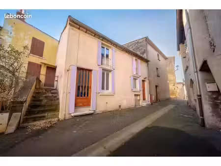 maison 3 pièces 77 m²
