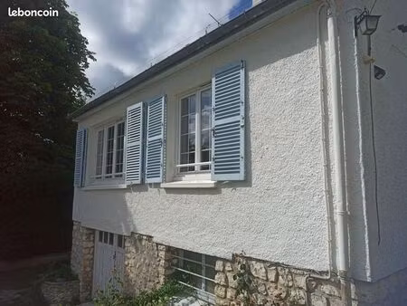 maison familiale 5 pièces avec jardin  au calme absolu