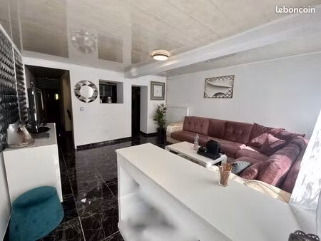 propriété 4 pièces 91 m²