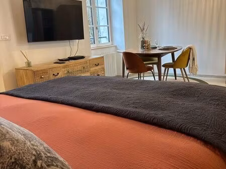à louer studio meublé deux pas du centre-ville