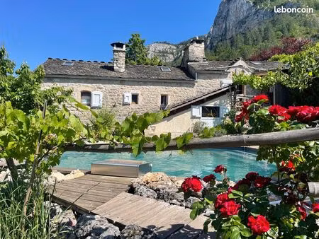 maison de hameau gorges du tarn