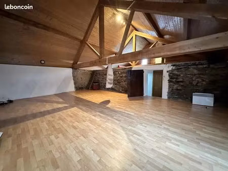 propriété 8 pièces 259 m²
