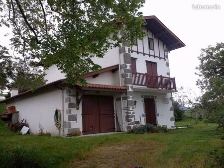 saint esteben maison 140 m2 sur 1700 m2