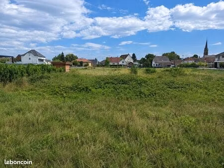 terrain 580 m² village neuf