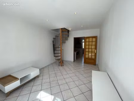 appartement meublé algrange 67.29 m2