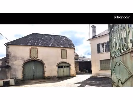 maison 9 pièces 215 m²