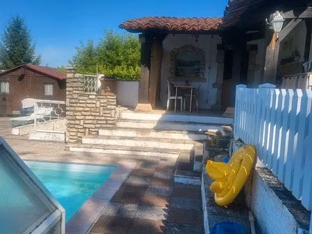 vend jolie maison