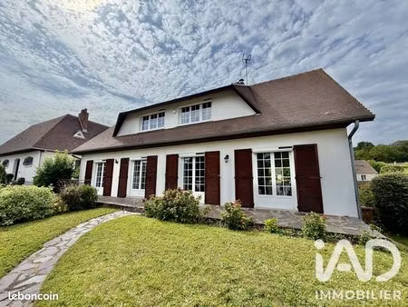 pavillon 7 pièces 214 m²