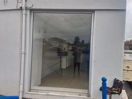 local commercial