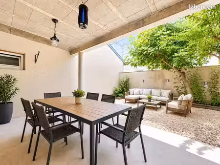 maison 8 pièces 117 m²