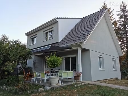 maison 6 pièces - 395 000