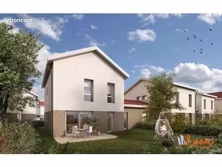 maison 4 pièces 93 m²