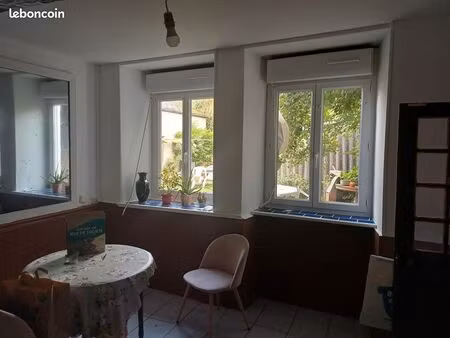 vend immeuble avec 4 appartements rénovés