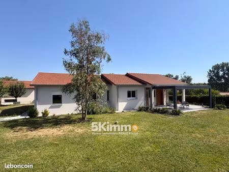 maison 7 pièces 139 m²
